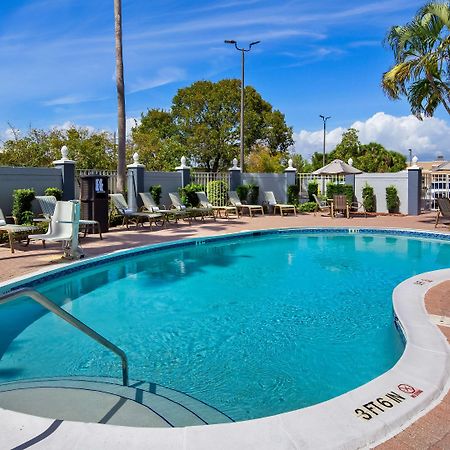 Best Western Fort Myers Inn And Suites Exteriér fotografie